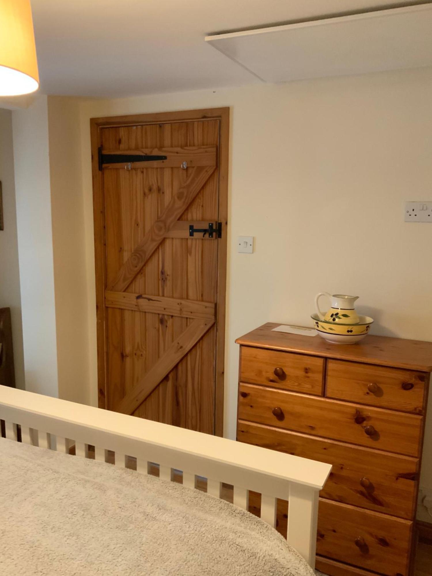 Woodpecker Cottage At Frog Trotters Cottages Hartpury Luaran gambar
