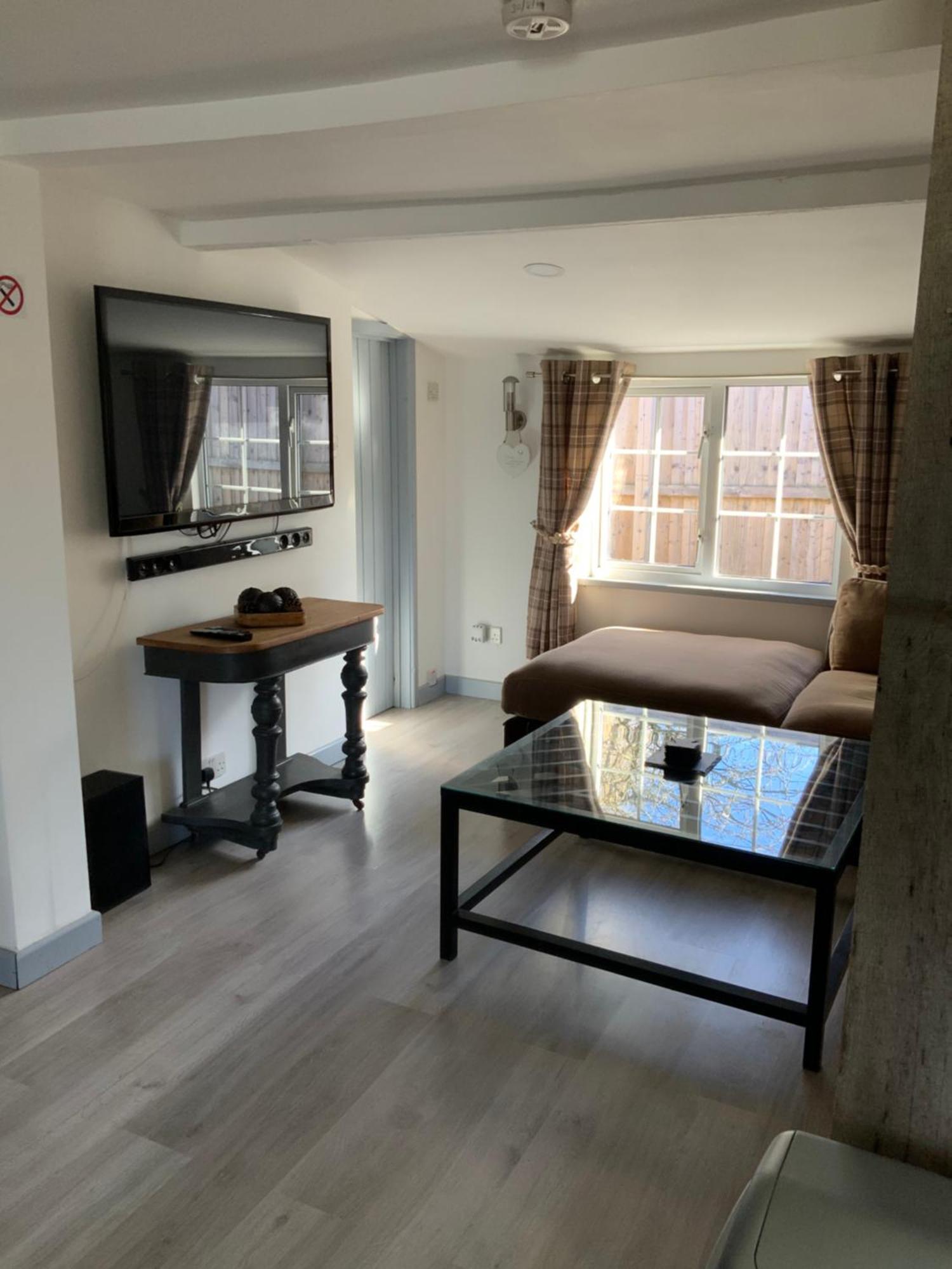 Woodpecker Cottage At Frog Trotters Cottages Hartpury Luaran gambar
