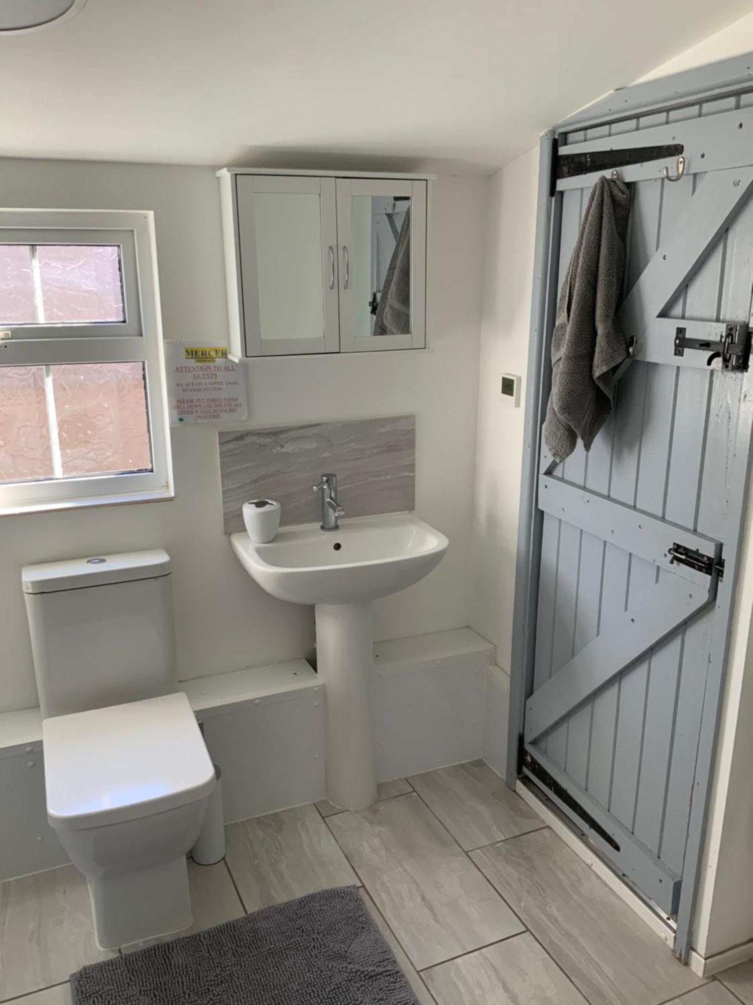 Woodpecker Cottage At Frog Trotters Cottages Hartpury Luaran gambar