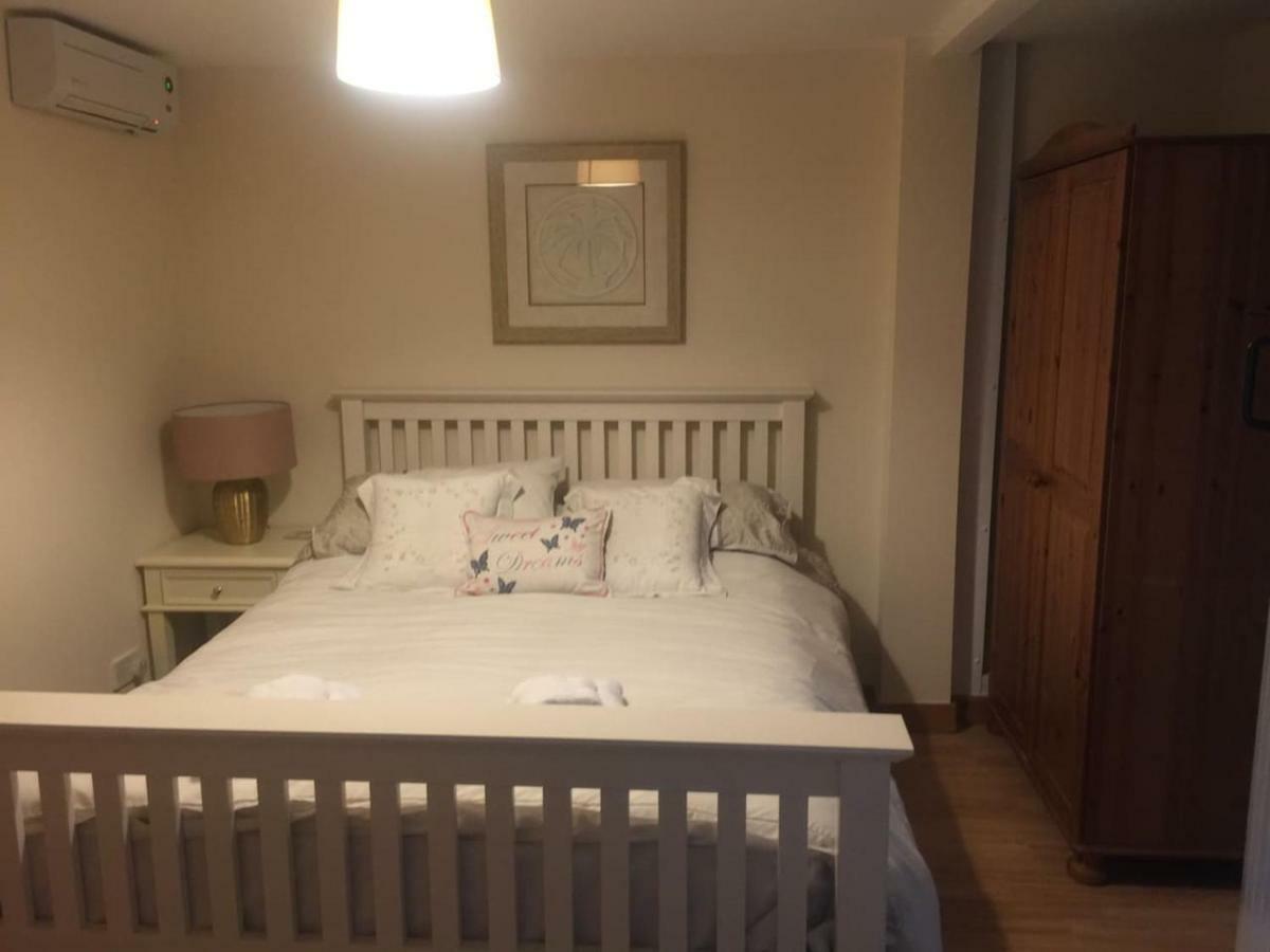 Woodpecker Cottage At Frog Trotters Cottages Hartpury Luaran gambar