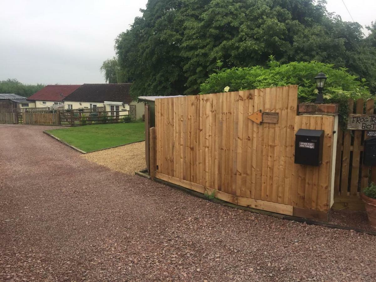 Woodpecker Cottage At Frog Trotters Cottages Hartpury Luaran gambar